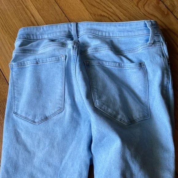 Old Navy Rockstar Super Skinny stretchy jeans some signs of wear 12 mid rise. - Picture 5 of 9